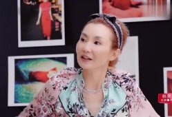 吃瓜美女聊娱乐,美女主播带你畅聊娱乐圈新鲜事