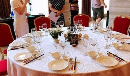 镇江餐饮爆料事件最新,揭露行业潜规则，消费者权益再引关注